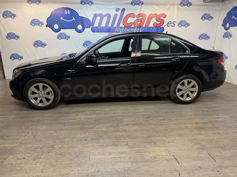 Usado Mercedes C180 Avantgarde 156 CV (114 kW) 2009 Negro Berlina