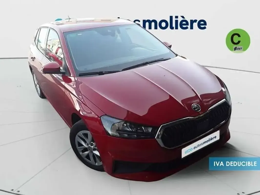 Usado Skoda Fabia Ambition 110 CV (80 kW) 2022 Rojo Utilitario
