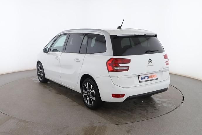 Usado Citroën C4 Shine 150 CV (110 kW) 2019 Blanco Utilitario