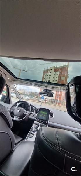 Usado Renault Espace Initiale 160 CV (117 kW) 2015 Violeta / lila Monovolumen
