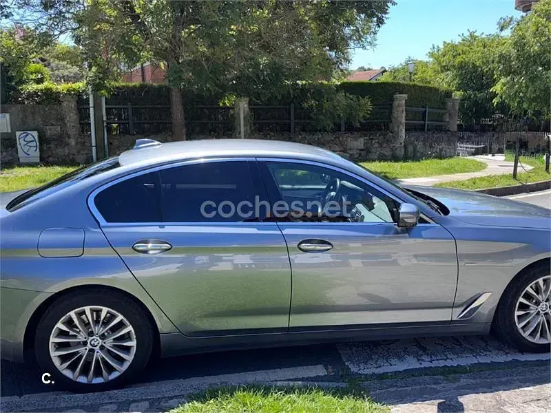 Usado BMW 520 Luxury Line 190 CV (139 kW) 2018 Azul Berlina