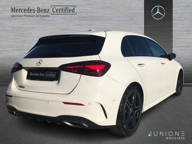 Usado Mercedes A180 116 CV (85 kW) 2026 Blanco polar