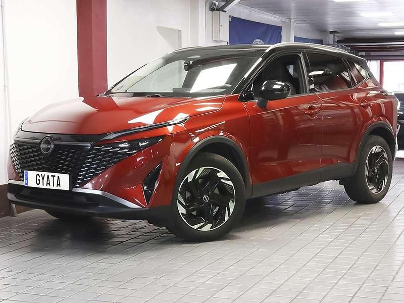 Usado Nissan Qashqai N-Connecta 158 CV (116 kW) 2025 Rojo SUV