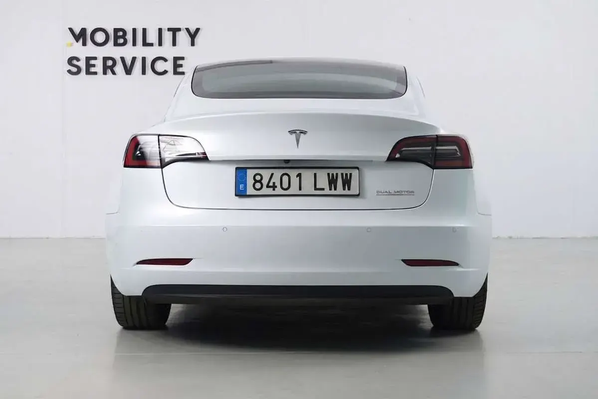 Usado Tesla Model 3 366 kW (498 CV) 2022 Blanco Berlina