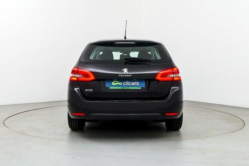Usado Peugeot 308 SW Active 130 CV (95 kW) 2021 Negro Familiar
