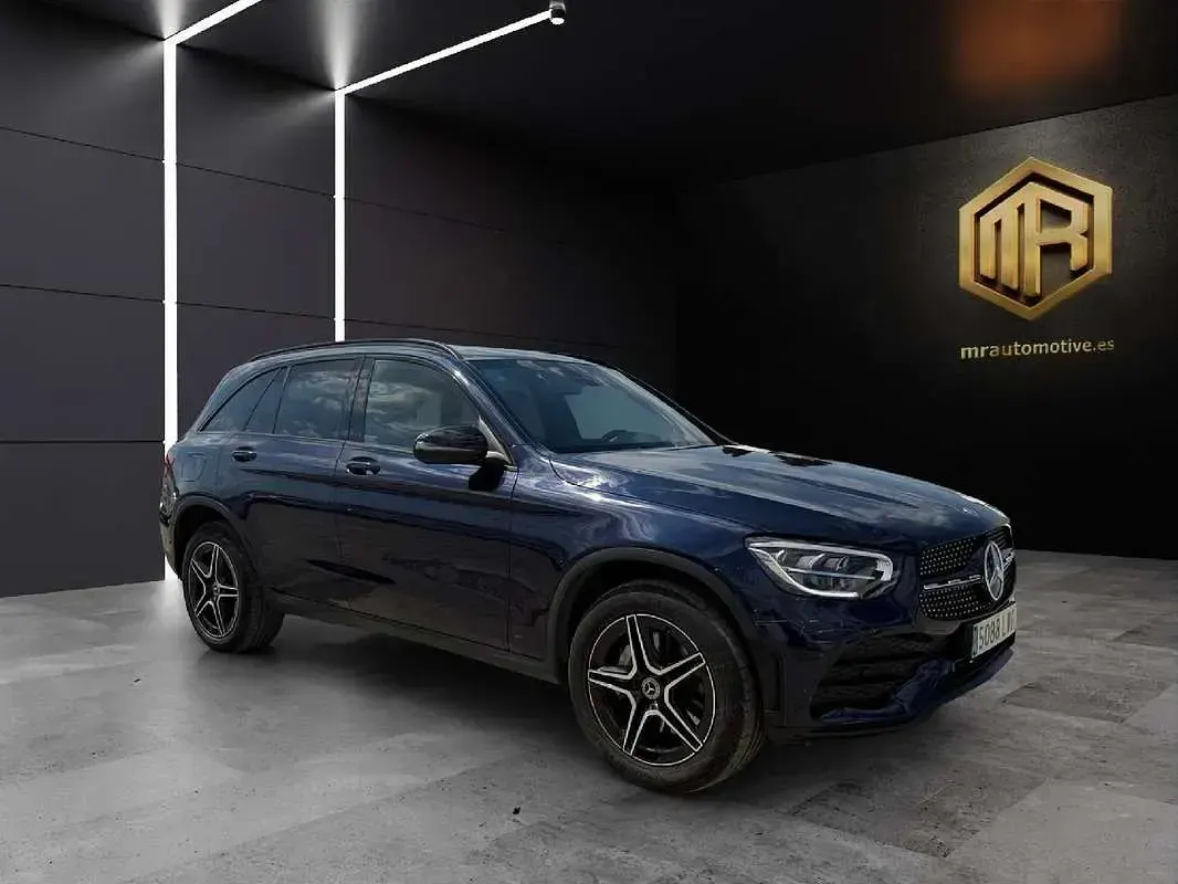 Usado Mercedes GLC300 320 CV (235 kW) 2022 Azul SUV