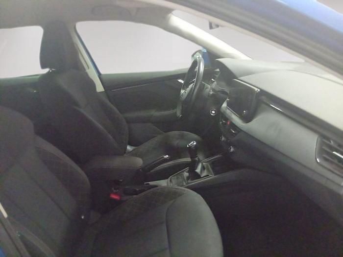 Usado Skoda Scala 110 CV (80 kW) 2022 Azul Utilitario