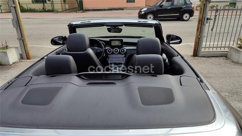 Usado Mercedes C220 170 CV (125 kW) 2017 Negro Descapotable