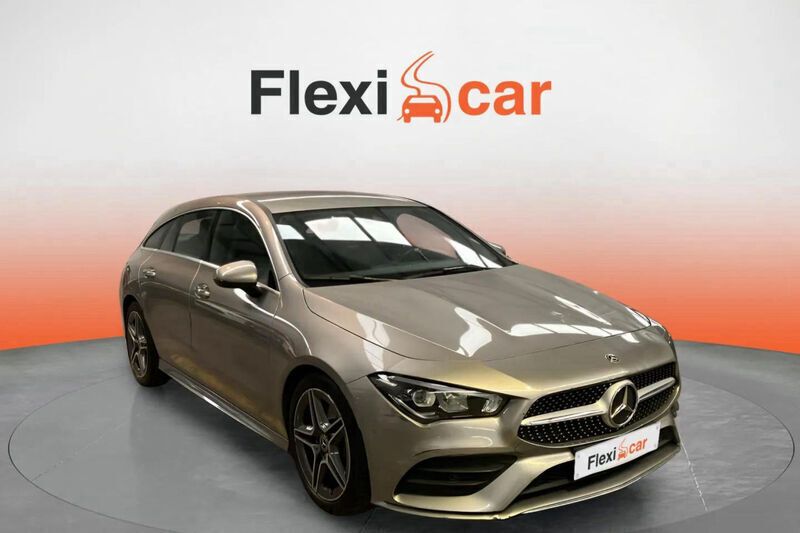 Gris Usado 2020 Mercedes CLA200 Shooting Brake Familiar | 23.970 € (Super precio) - Imagen 1/4