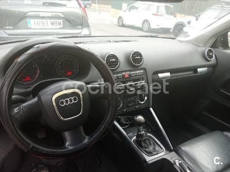 Usado Audi A3 Attraction 115 CV (84 kW) 2006 Negro Utilitario