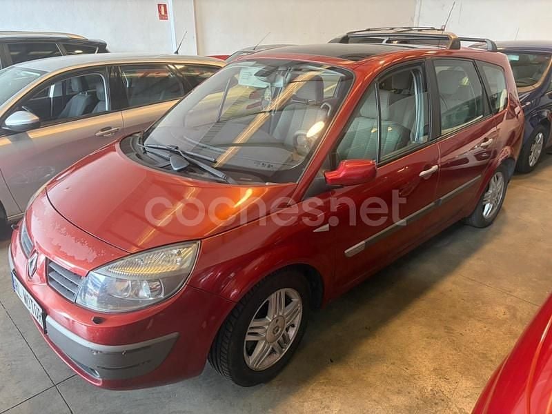 Granate Usado 2005 Renault Grand Scénic II Privilege Monovolumen | 2800 € (Un poco caro) - Imagen 1/4