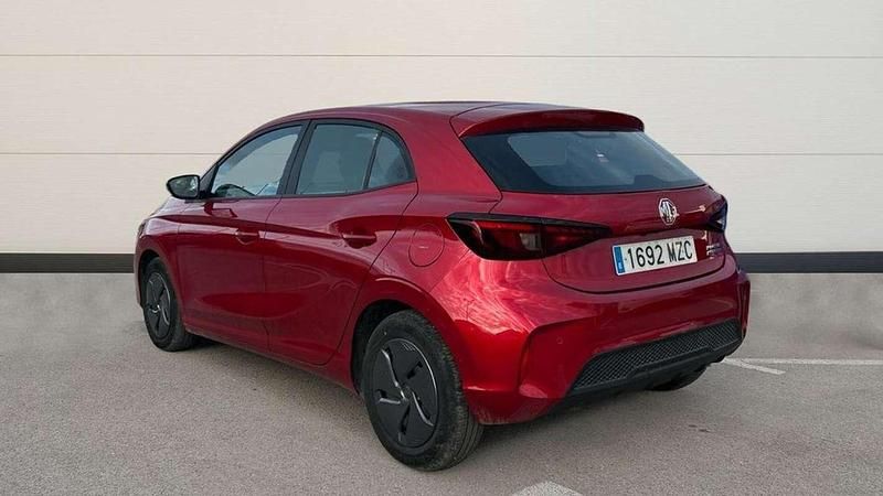 Usado MG MG3 197 CV (144 kW) 2025 Rojo Utilitario