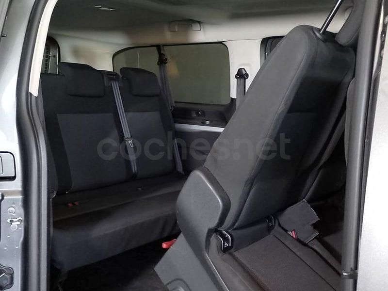 Usado Opel Vivaro 145 CV (106 kW) 2022 Gris / plata Monovolumen