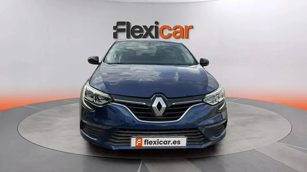 Usado Renault Mégane Intens 140 CV (102 kW) 2020 Azul Berlina