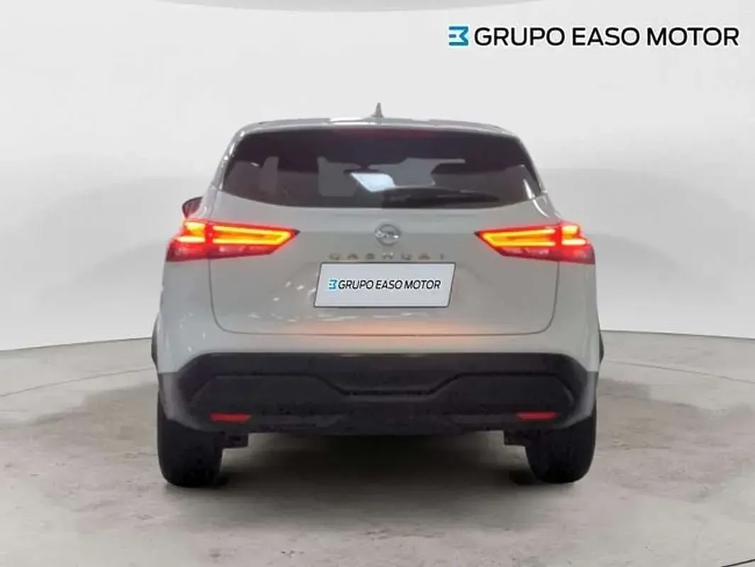 Usado Nissan Qashqai Acenta 140 CV (102 kW) 2022 Blanco SUV