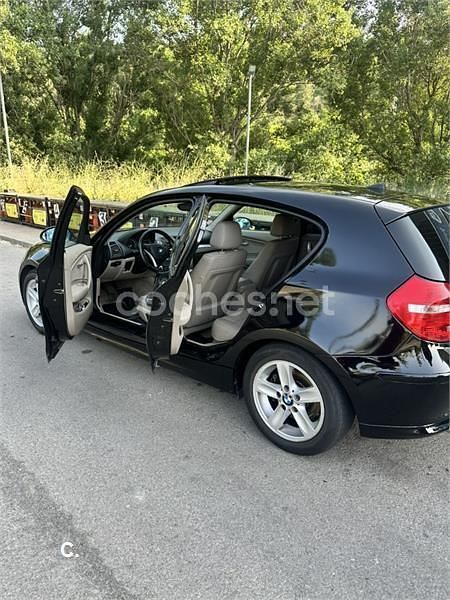 Negro Usado 2007 BMW 118 Utilitario | 6500 € (Precio justo) - Imagen 1/2