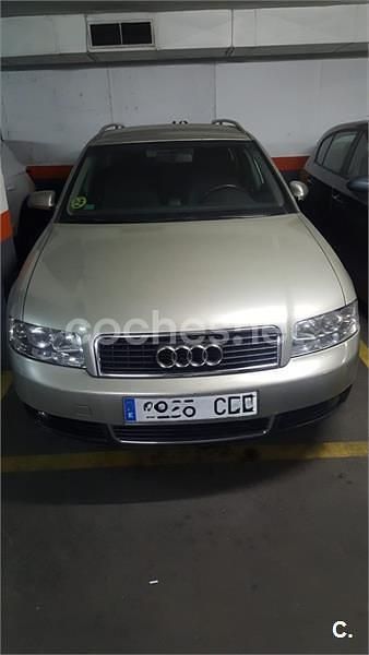 Usado Audi A4 163 CV (119 kW) 2002 Beige Familiar