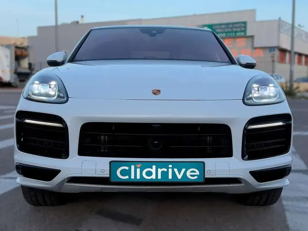 Usado Porsche Cayenne Platinum Edition 340 CV (250 kW) 2022 Blanco SUV