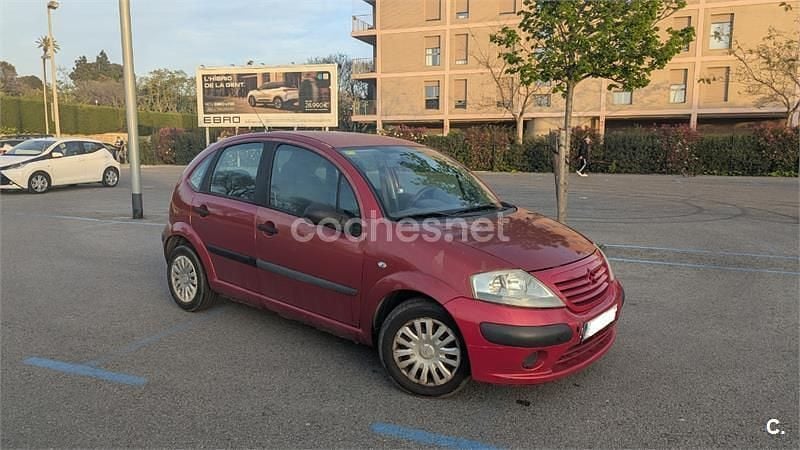 Usado Citroën C3 Furio 70 HP (51 kW) 2005 Vermelho Sedan