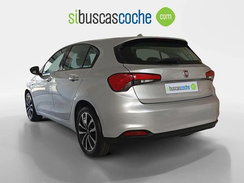 Usado Fiat Tipo Lounge 120 CV (88 kW) 2018 Gris/plata