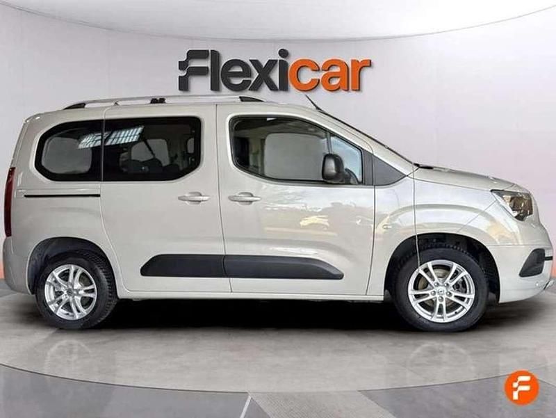 Usado Opel Combo Life Elegance 102 CV (75 kW) 2021 Gris Monovolumen