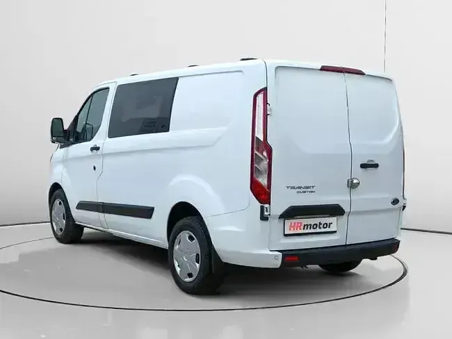 Usado Ford Transit Custom Trend 131 CV (96 kW) 2022 Blanco Berlina