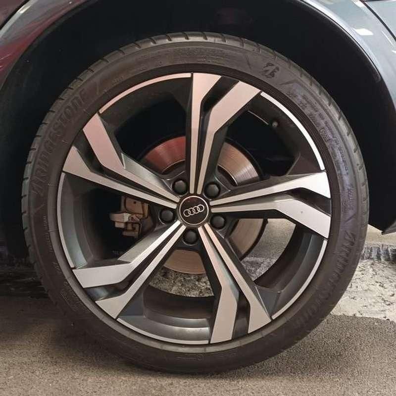 Usado Audi Q3 Sportback S-Line 245 CV (180 kW) 2023 Gris SUV