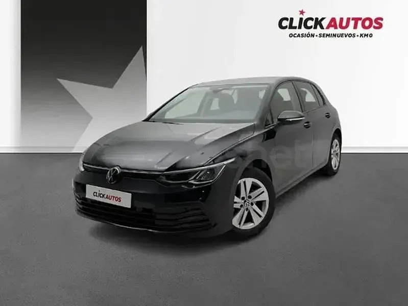 Usado VW Golf VIII Life 110 CV (80 kW) 2023 Negro Berlina