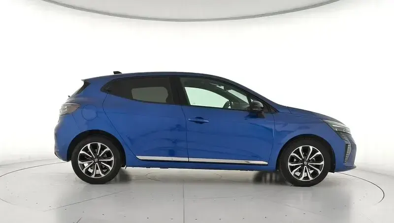 Usado Renault Clio V Techno 100 CV (73 kW) 2025 Azul Berlina