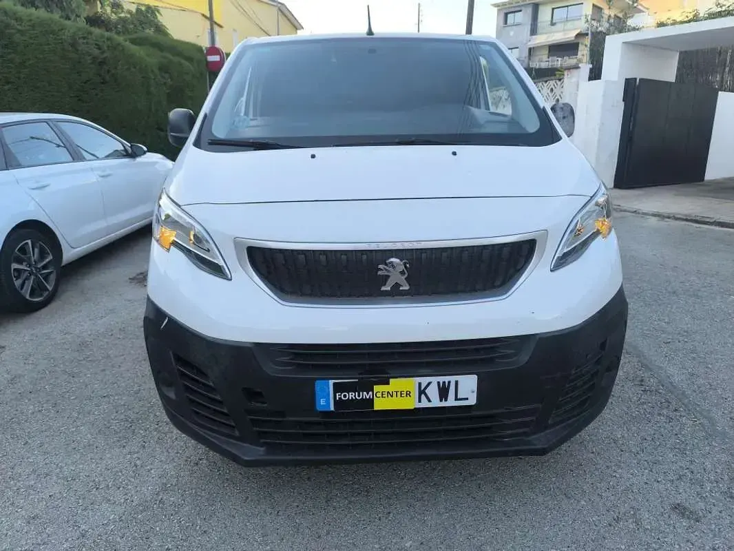 Usado Peugeot Expert 95 CV (69 kW) 2019 Blanco Van
