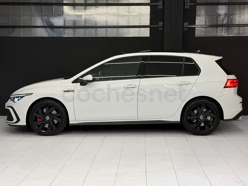 Usado VW Golf VIII GTI 245 CV (180 kW) 2024 Blanco Berlina