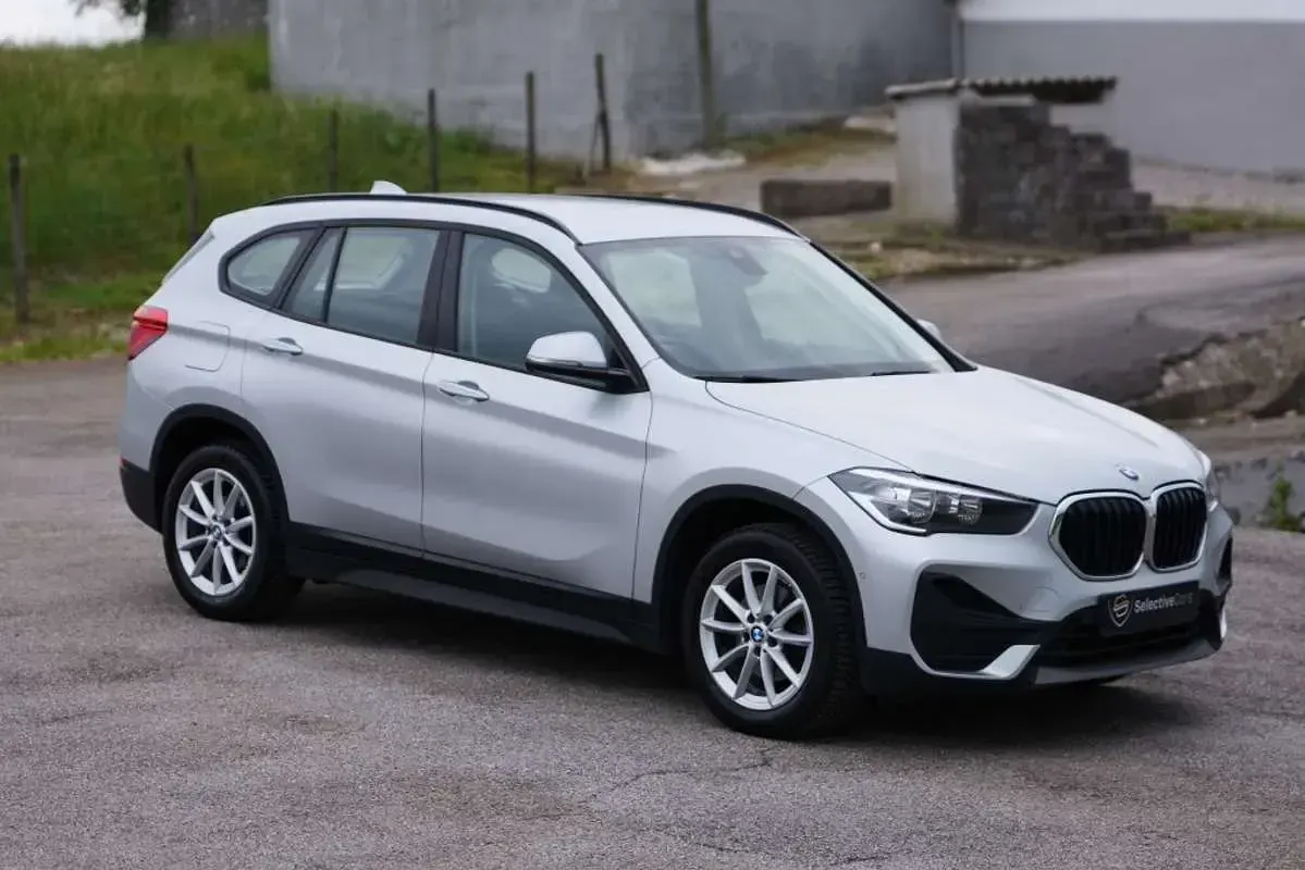 Usado BMW X1 150 CV (110 kW) 2021 Gris SUV