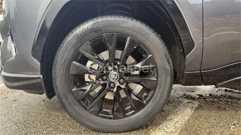 Usado Toyota RAV4 Hybrid Style 218 CV (160 kW) 2022 Gris / plata SUV