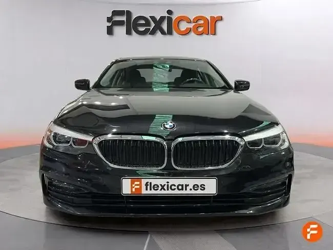 Używany BMW 520 184 KM (135 kW) 2019 Czarny Sedan/Limuzyna