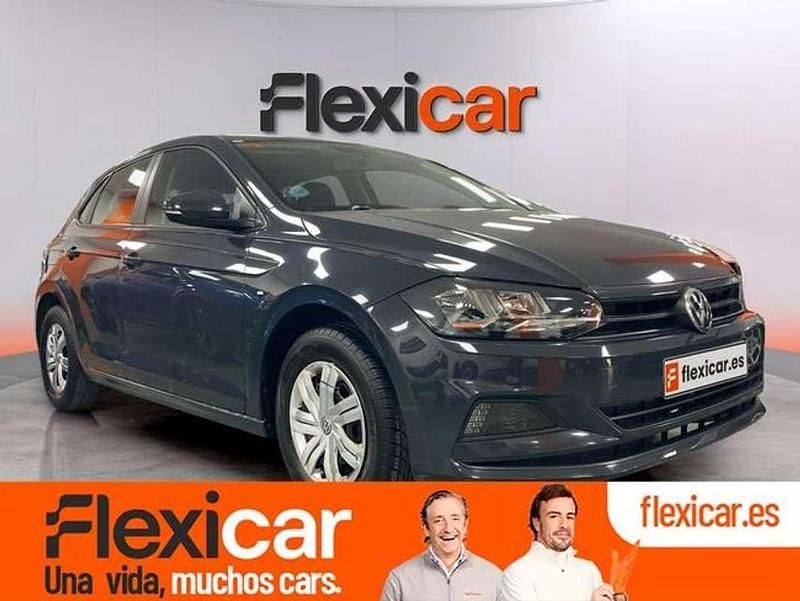Usado VW Polo Edition 65 CV (47 kW) 2018 Gris Utilitario