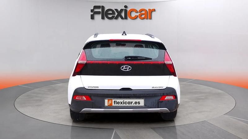 Usado Hyundai Bayon 84 CV (61 kW) 2023 Blanco SUV