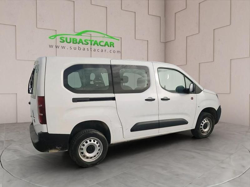 Usado Peugeot Partner 130 CV (95 kW) 2022 Blanco Monovolumen