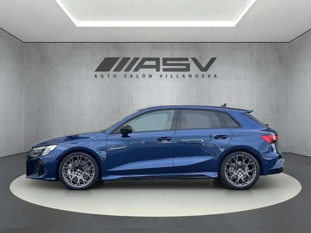 Usado Audi RS3 Sportback Exclusive 400 CV (294 kW) 2025 Azul Utilitario