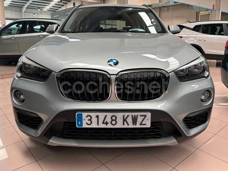 Usado BMW X1 116 CV (85 kW) 2019 Gris / plata SUV