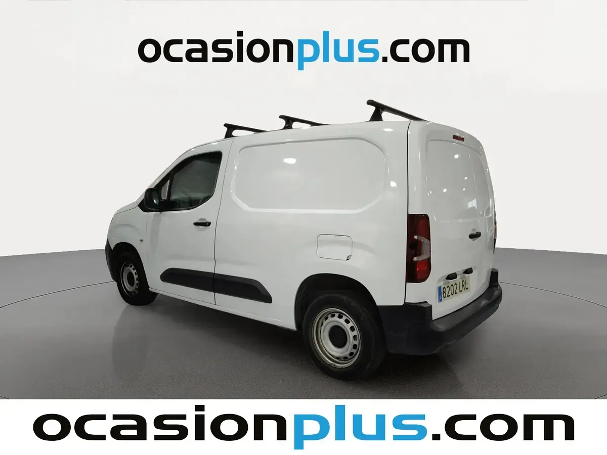 Usado Citroën Berlingo 102 CV (75 kW) 2021 Blanco Monovolumen