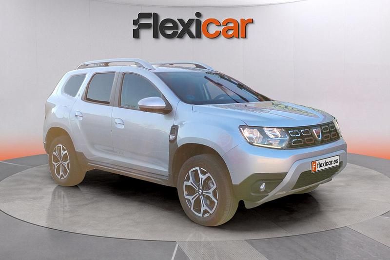 Usado Dacia Duster Acces 91 CV (66 kW) 2021 Gris SUV