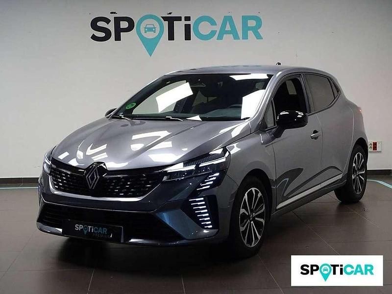 Usado Renault Clio V Techno 91 CV (66 kW) 2025 Gris Utilitario