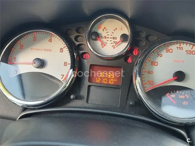 Usado Peugeot 207 120 CV (88 kW) 2007 Negro Berlina