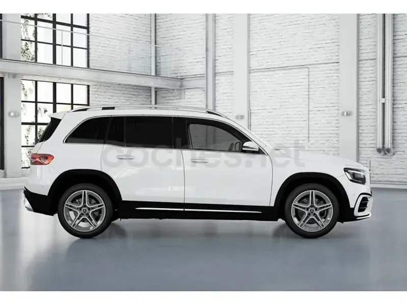 Usado Mercedes GLB200 150 CV (110 kW) 2024 Blanco polar SUV