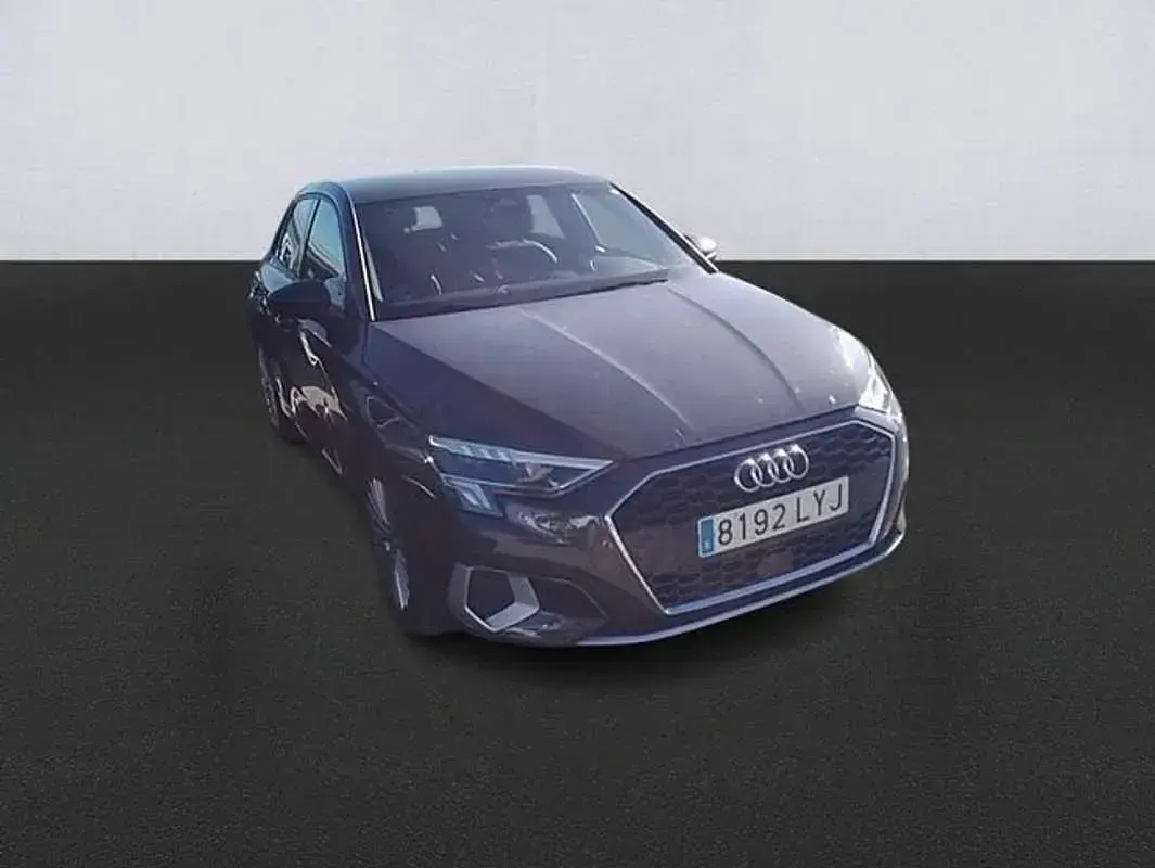 Usado Audi A3 Sportback Advanced 150 CV (110 kW) 2022 Gris Utilitario