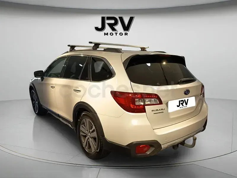Usado Subaru Outback 175 CV (128 kW) 2021 Blanco Familiar