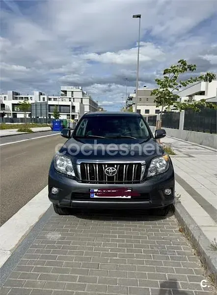 Usado Toyota Land Cruiser 190 CV (139 kW) 2012 Gris / plata SUV