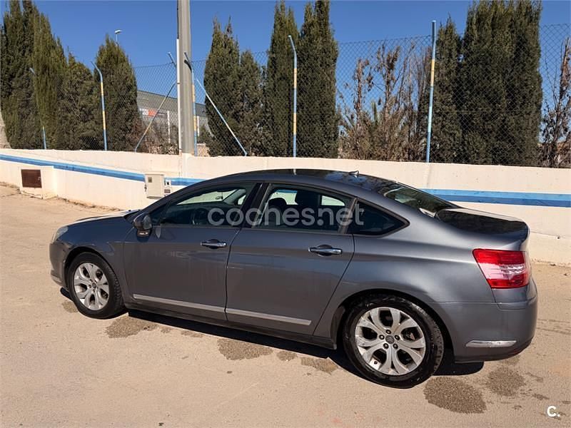 Usado Citroën C5 Business Class 140 HP (102 kW) 2010 Cinzento Sedan