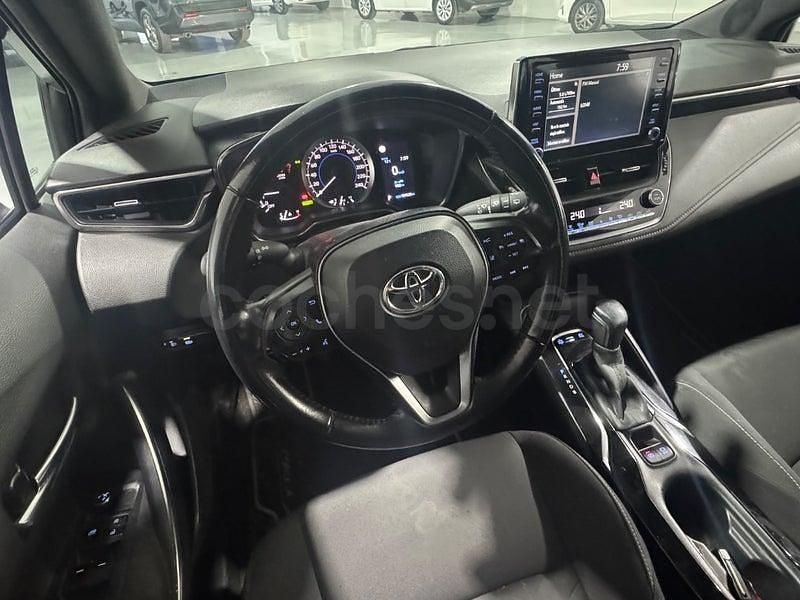 Usado Toyota Corolla Active 122 CV (89 kW) 2022 Blanco Berlina