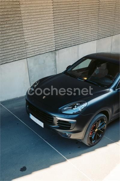 Negro Usado 2016 Porsche Cayenne Platinum Edition SUV | 39.500 € (Caro) - Imagen 1/4